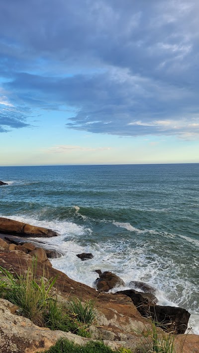 Praia Da Barra Do Jucu - Foto por João Victor