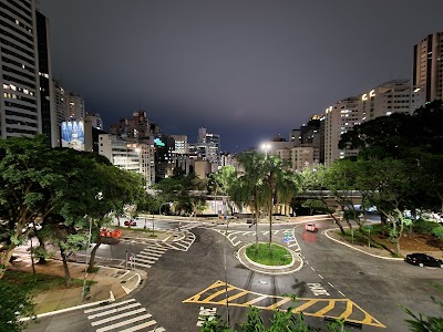 Museu De Arte De São - Foto por Gabriel Perazzo