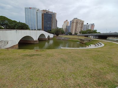Monumento Aos Açorianos - Foto por Nicolas Kasprzak